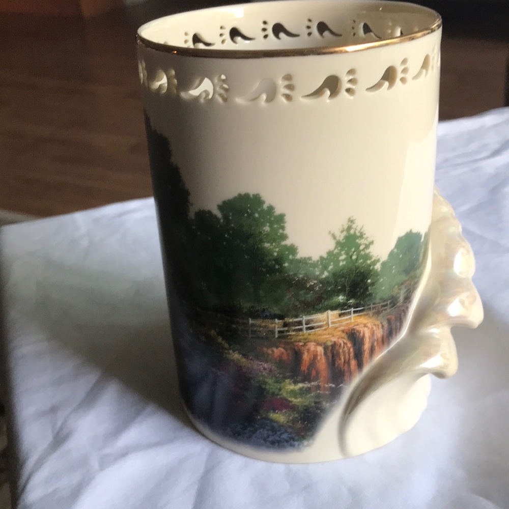 Lenox Thomas Kinkade The Light of Peace Votive Holder